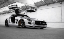 Mercedes-Benz SLS    